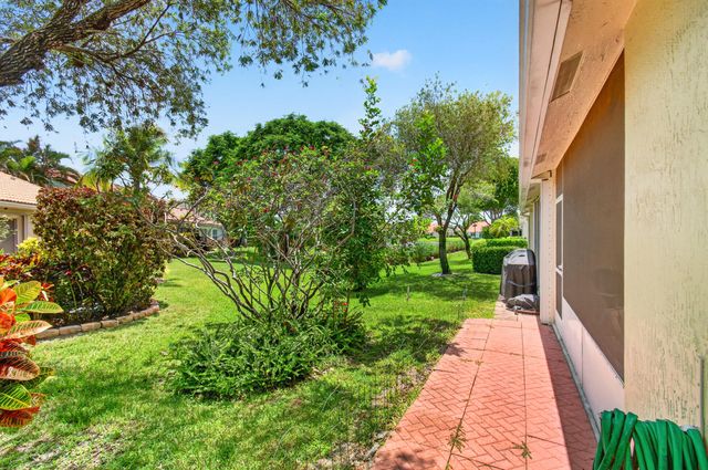 6088 Caladium Road, Delray Beach, FL 33484