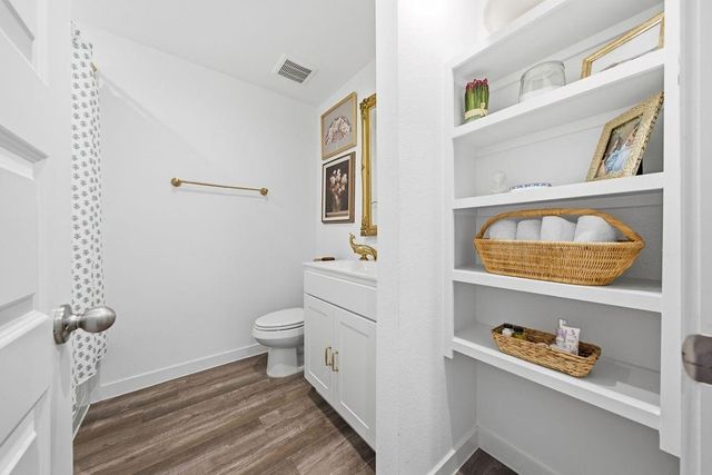3027 Magnolia Pass Lane, League City, TX 77573