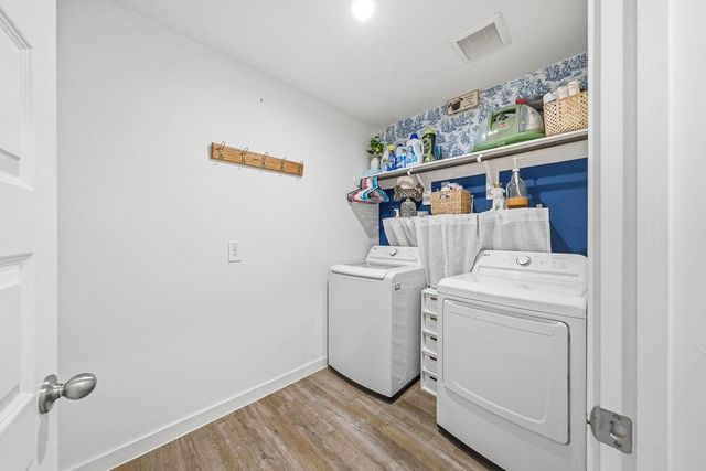 3027 Magnolia Pass Lane, League City, TX 77573