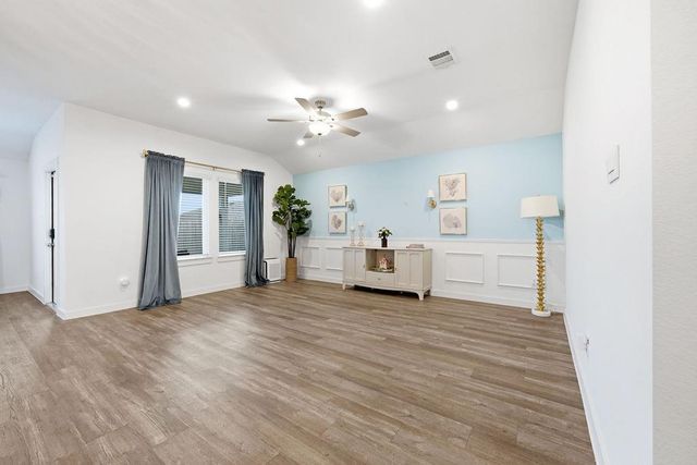 3027 Magnolia Pass Lane, League City, TX 77573