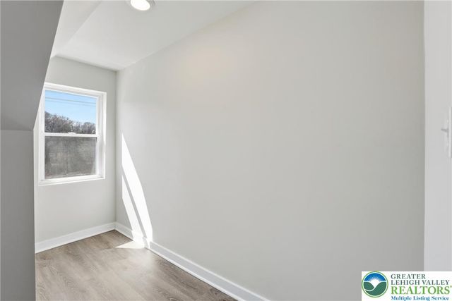1065 Bushkill Drive, Forks Twp, PA 18042