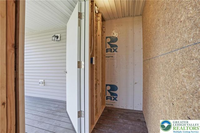 1065 Bushkill Drive, Forks Twp, PA 18042