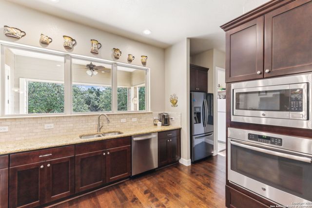 1292 Parton, Canyon Lake, TX 78133