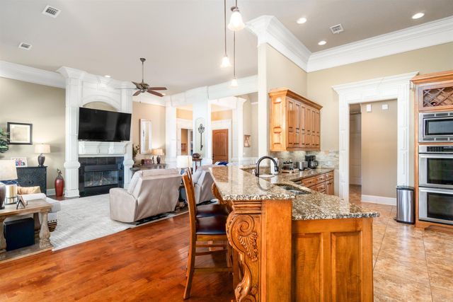 15 Lejos Lane, Hot Springs Village, AR 71909