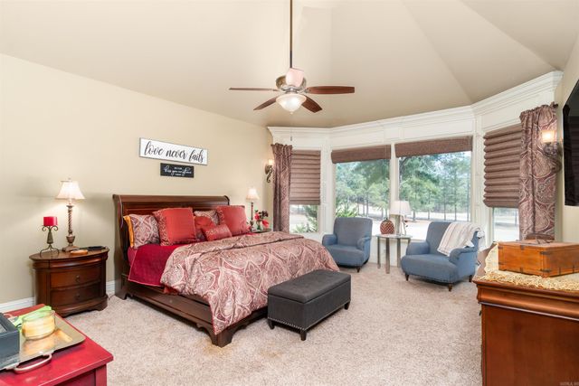 15 Lejos Lane, Hot Springs Village, AR 71909