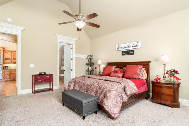 15 Lejos Lane, Hot Springs Village, AR 71909