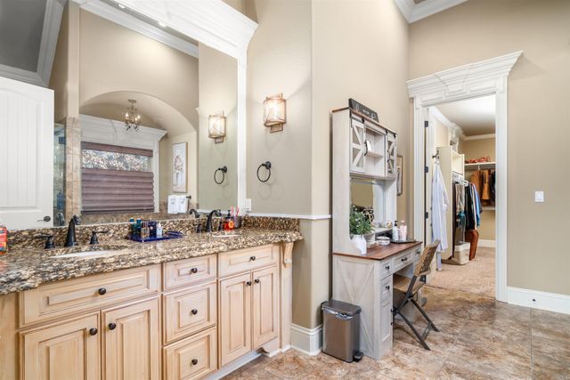 15 Lejos Lane, Hot Springs Village, AR 71909