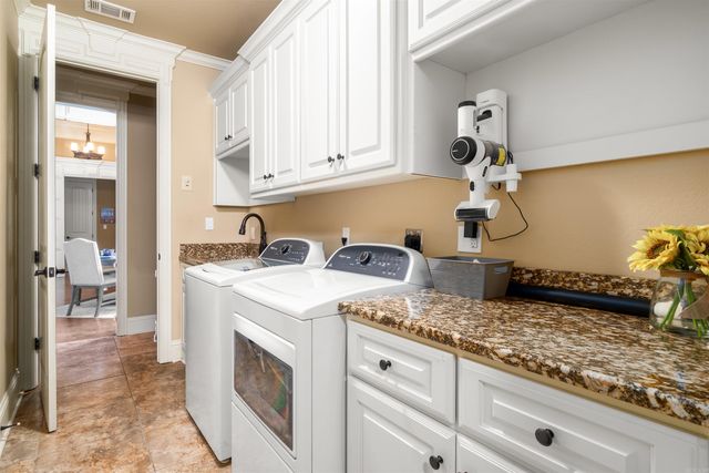 15 Lejos Lane, Hot Springs Village, AR 71909