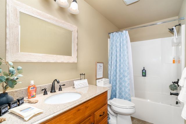 15 Lejos Lane, Hot Springs Village, AR 71909