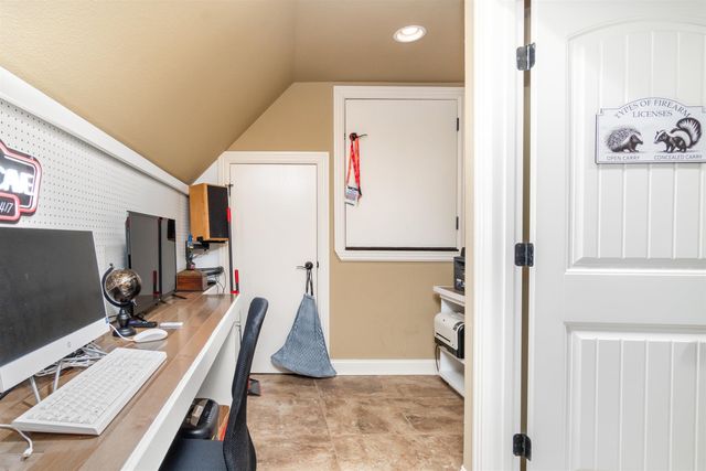 15 Lejos Lane, Hot Springs Village, AR 71909