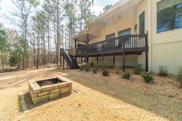 15 Lejos Lane, Hot Springs Village, AR 71909