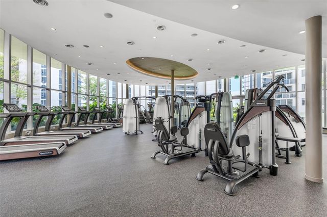 700 NE 24th St 1203, Miami, FL 33137