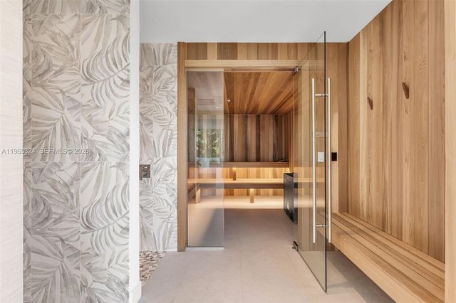 700 NE 24th St 1203, Miami, FL 33137