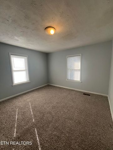 3800 Romines Drive, Knoxville, TN 37914