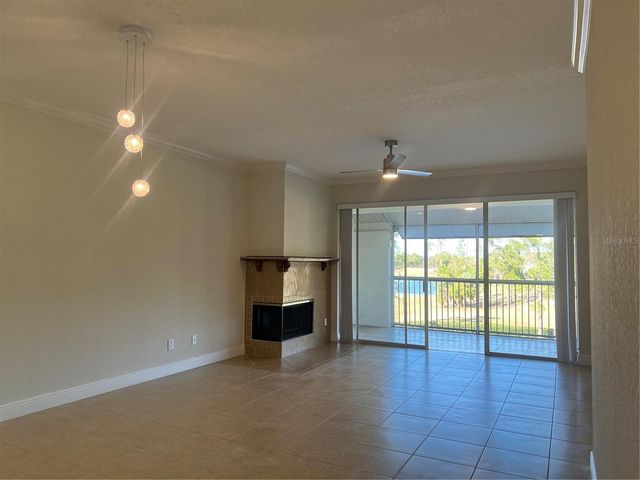 443 HAMPTONCREST CIRCLE 305, Lake Mary, FL 32746