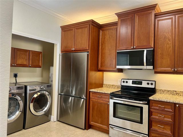 443 HAMPTONCREST CIRCLE 305, Lake Mary, FL 32746