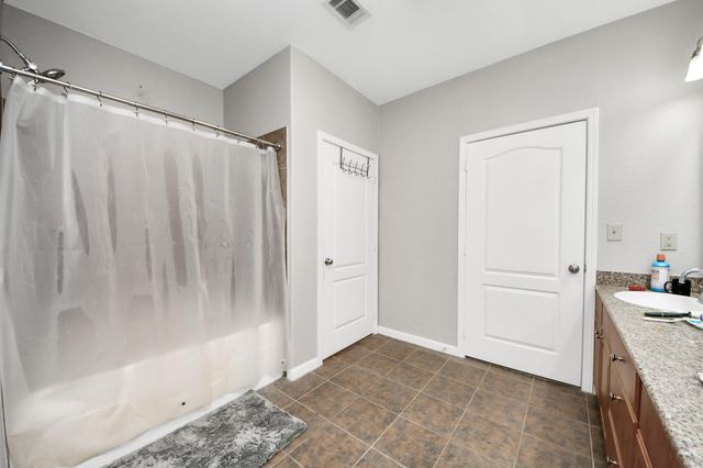1711 Old Spanish Trail 416, Houston, TX 77054