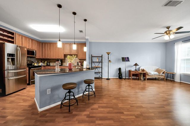 1711 Old Spanish Trail 416, Houston, TX 77054