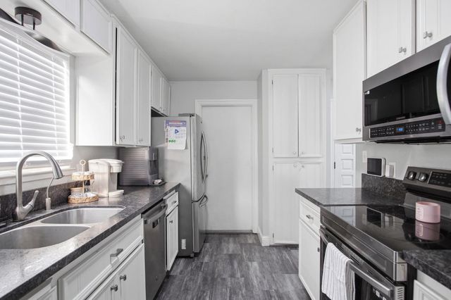 2140 Georgia Way, Turlock, CA 95382