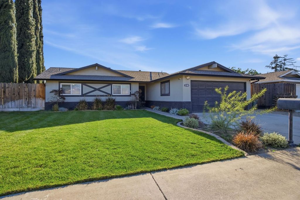 2140 Georgia Way, Turlock, CA 95382