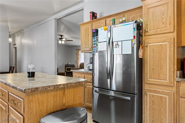 516 White Domes Drive, Overton, NV 89040