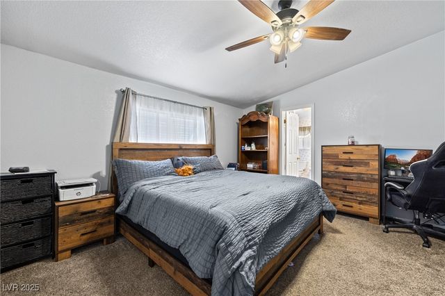 516 White Domes Drive, Overton, NV 89040