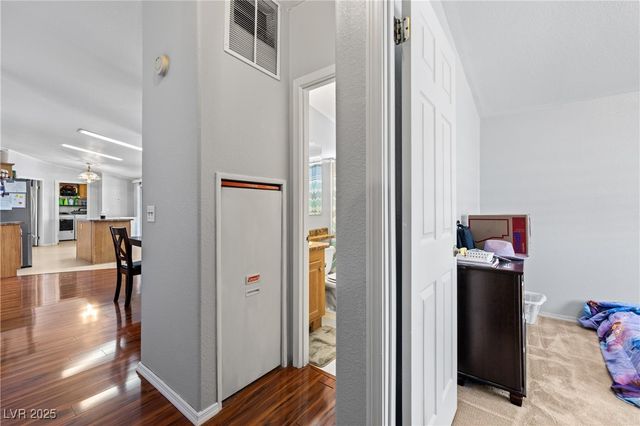 516 White Domes Drive, Overton, NV 89040