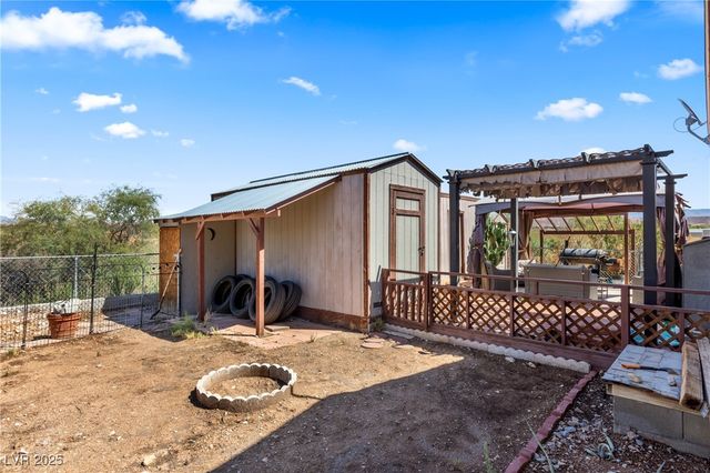 516 White Domes Drive, Overton, NV 89040