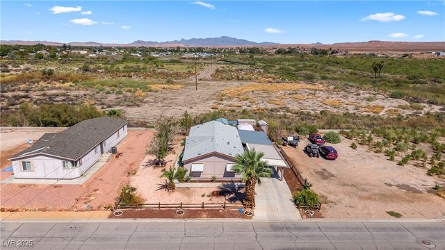 516 White Domes Drive, Overton, NV 89040