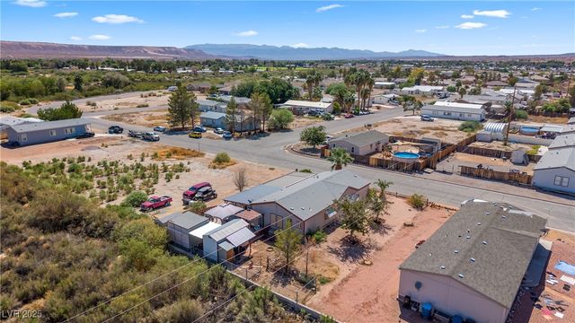 516 White Domes Drive, Overton, NV 89040