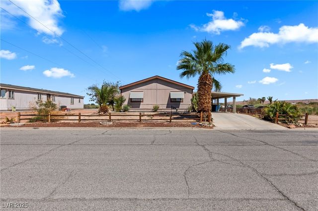 516 White Domes Drive, Overton, NV 89040