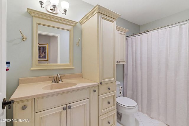 137 Heatherington Court, Lanoka Harbor, NJ 08734