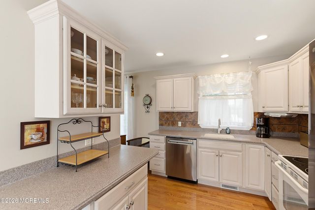 137 Heatherington Court, Lanoka Harbor, NJ 08734