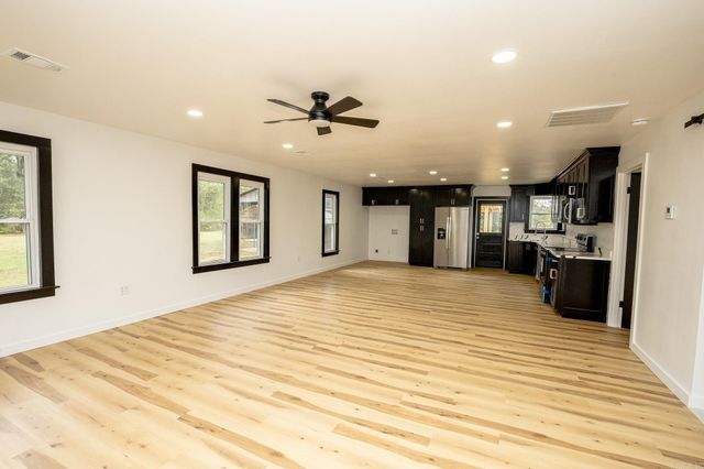 8590 Hwy 270 W, Prattsville, AR 72129