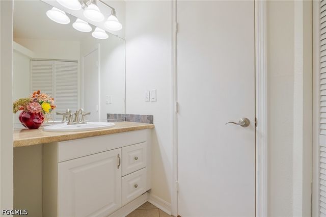 12561 Equestrian CIR 802, Fort Myers, FL 33907