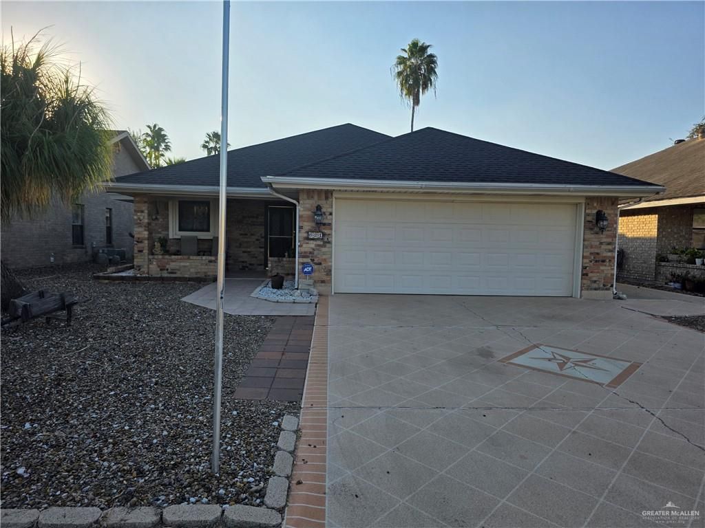 821 Nada Drive, Alamo, TX 78516