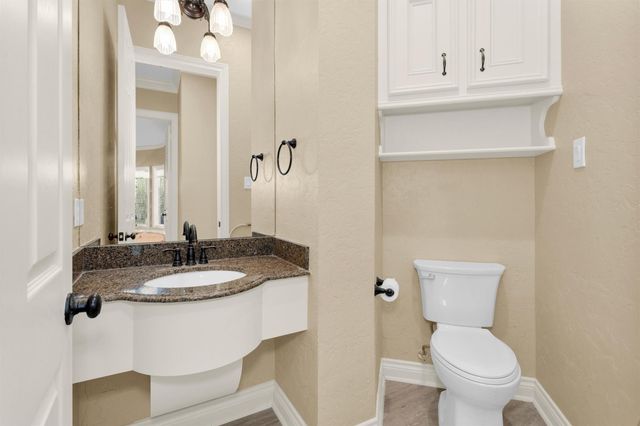 263 Saddle Ridge, Spring, TX 77380