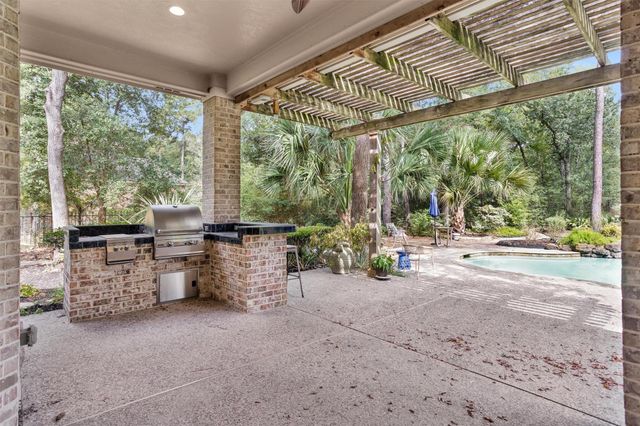 263 Saddle Ridge, Spring, TX 77380