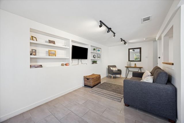 604 Pressler ST, Austin, TX 78703