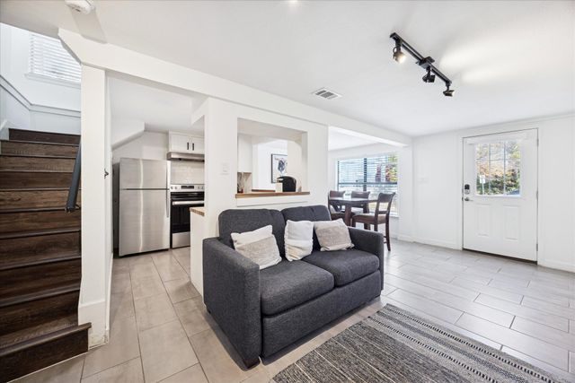 604 Pressler ST, Austin, TX 78703