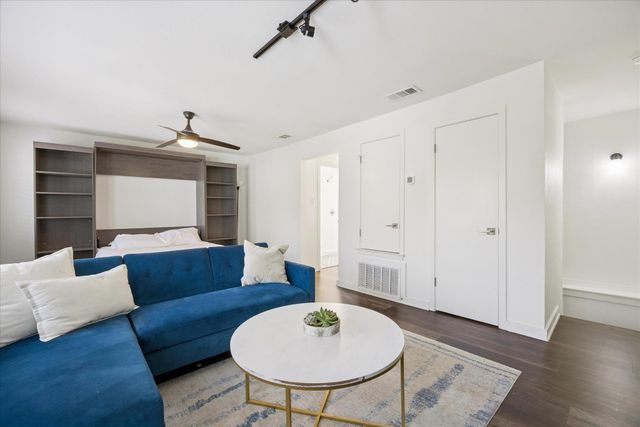 604 Pressler ST, Austin, TX 78703