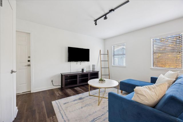 604 Pressler ST, Austin, TX 78703