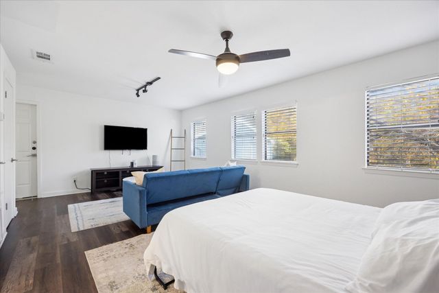 604 Pressler ST, Austin, TX 78703