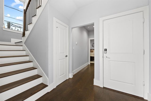 1565 W 22nd Street, Houston, TX 77008