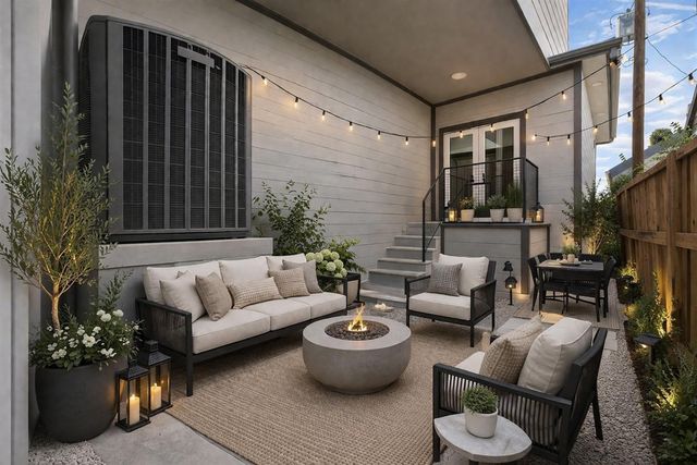 1565 W 22nd Street, Houston, TX 77008