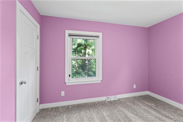 5624 Harvard Avenue, Raytown, MO 64133