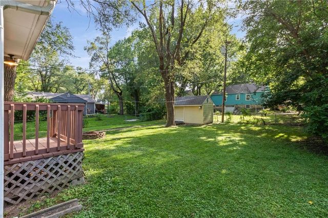 5624 Harvard Avenue, Raytown, MO 64133