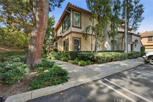 902 Solvay Aisle, Irvine, CA 92606