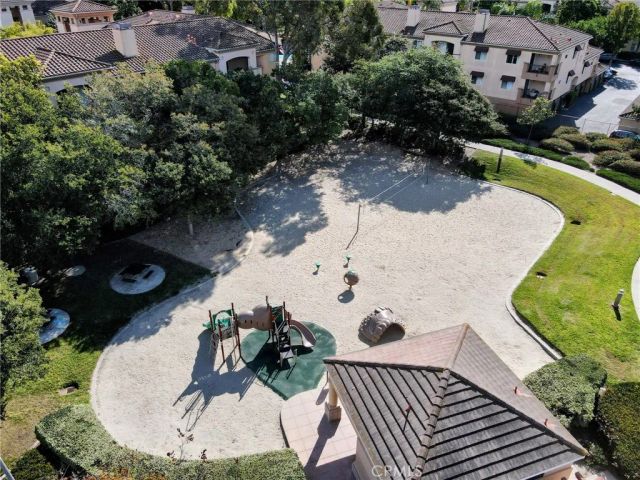 902 Solvay Aisle, Irvine, CA 92606