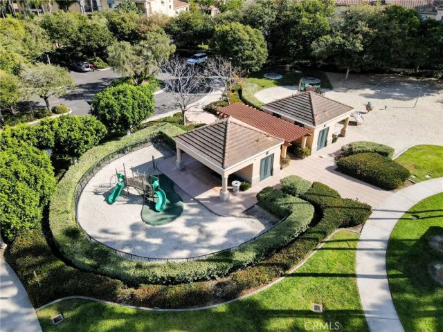 902 Solvay Aisle, Irvine, CA 92606